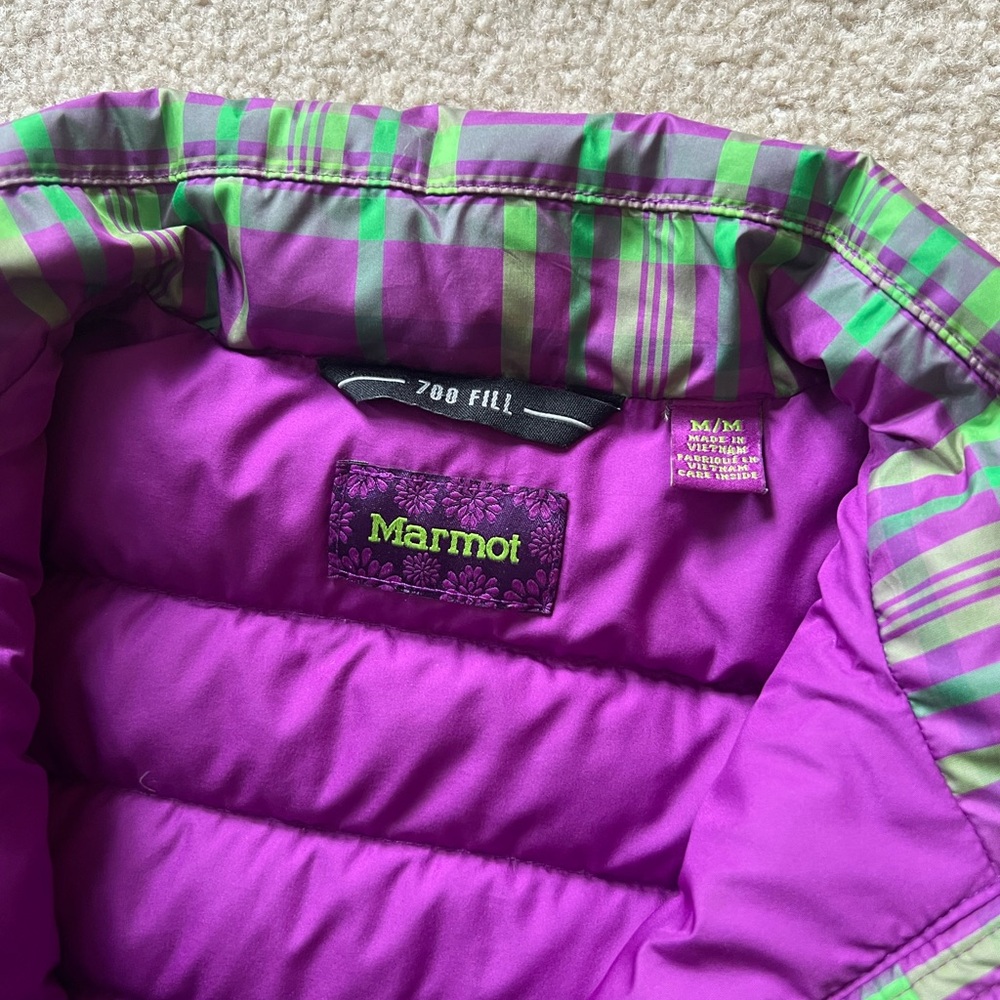EUC Girls Marmot 700 fill Down coat - Picture 3 of 3